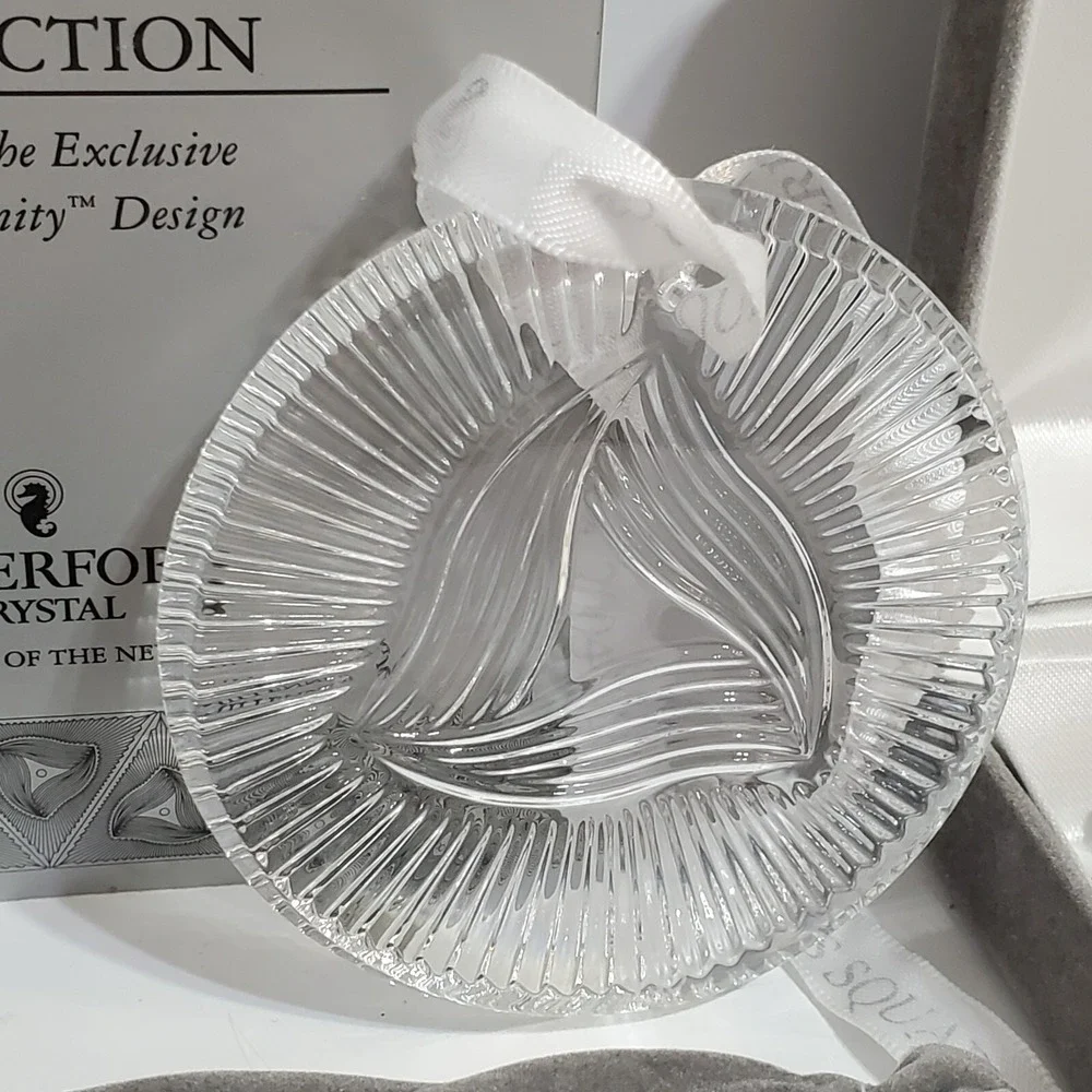 NEW 2004 Waterford Crystal TIMES SQUARE COLLECTION Ornament Hope‎ for Unity